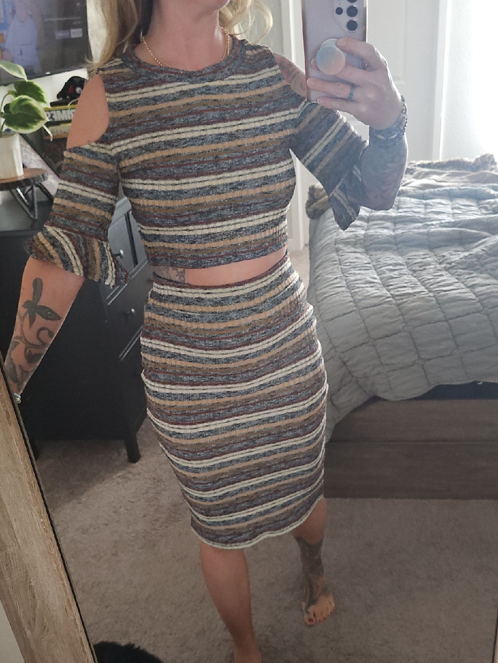 BCBGeneration Striped Ribbed Matching Set